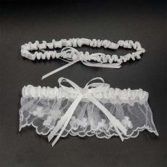 Shamrock Garter Set in White